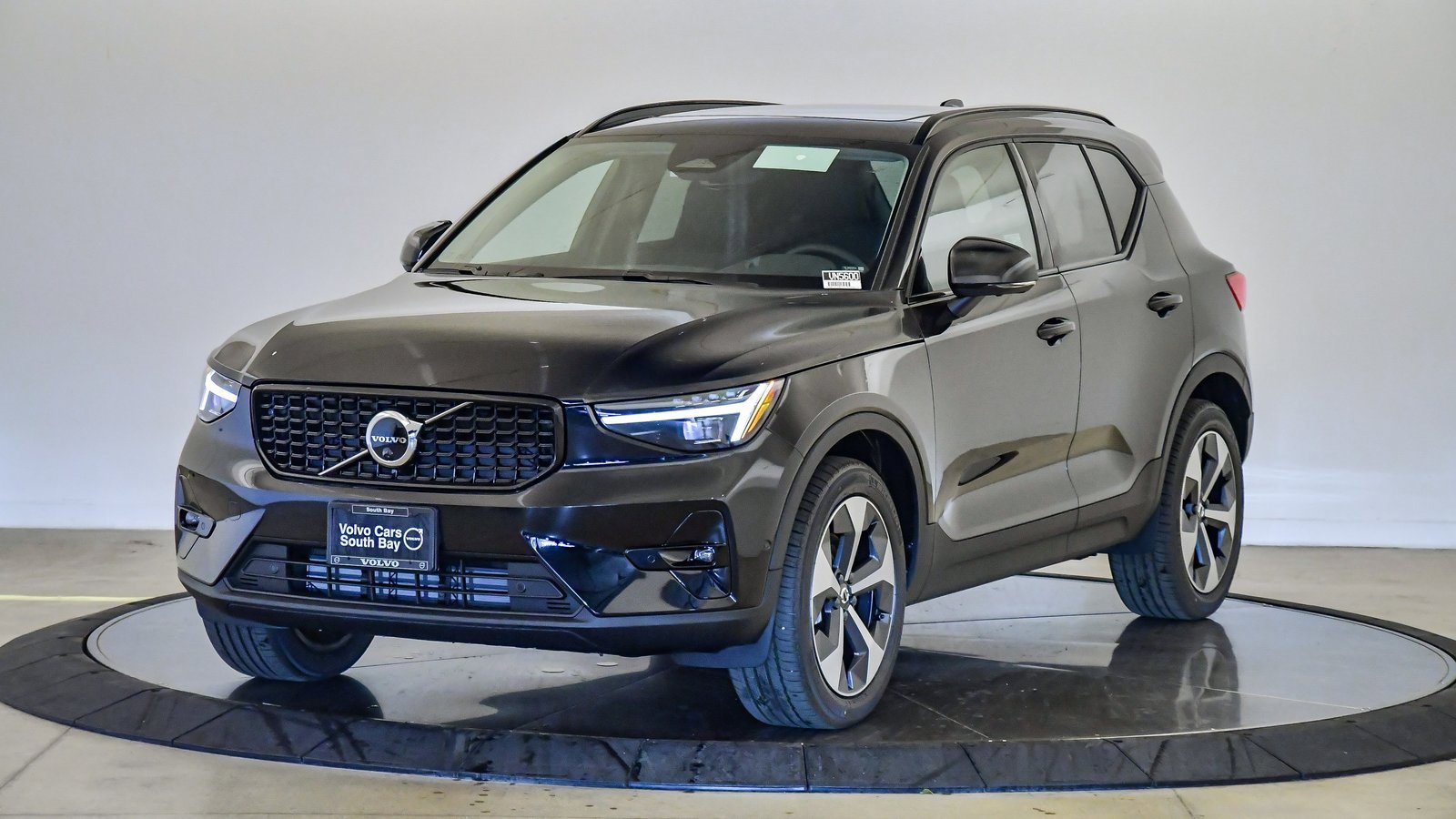 New 2025 Volvo XC40 B5 Plus w/ Protection Package Premier