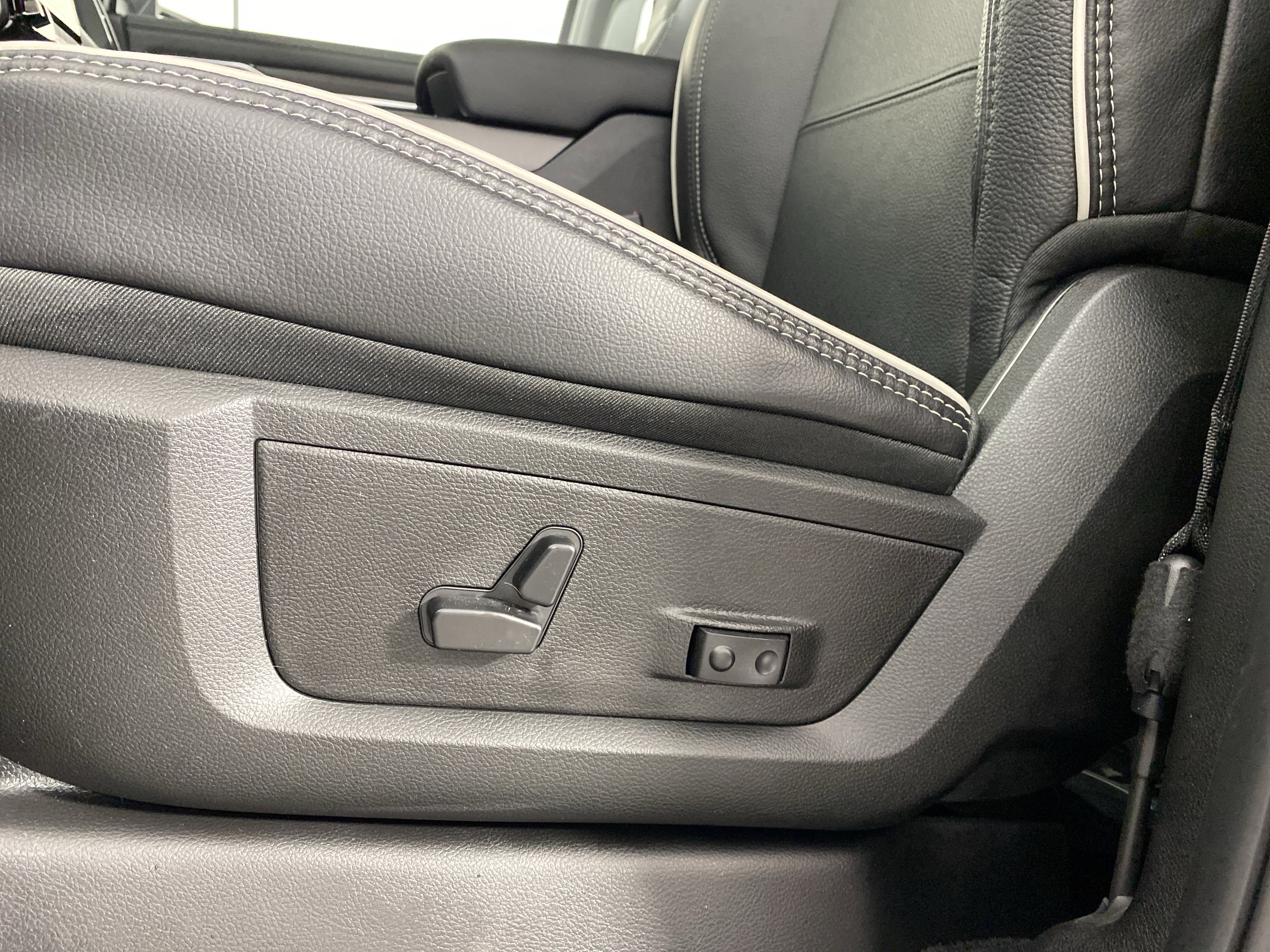 New 2026 RAM 2500 Laramie image 17