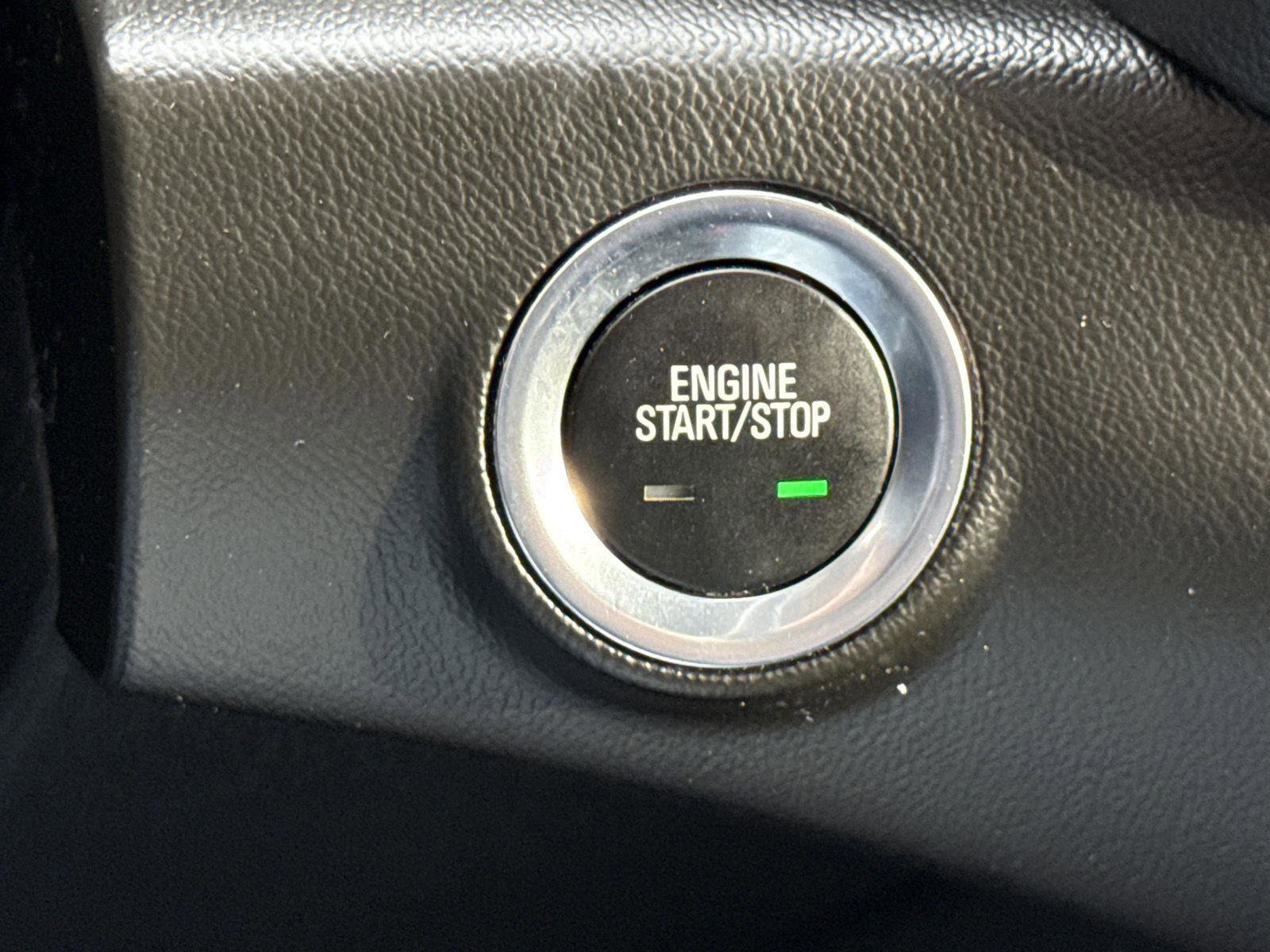 Used 2022 GMC Terrain SLE w/ Driver Convenience Package image 15