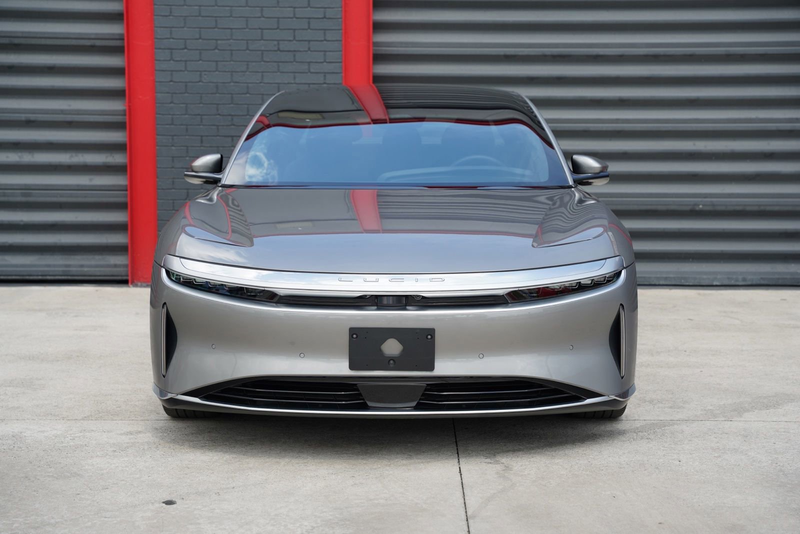 Used 2023 Lucid Air Touring AWD/4WD image 2