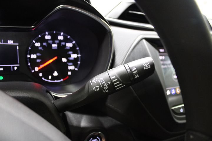 Used 2022 Chevrolet TrailBlazer LT AWD/4WD image 38