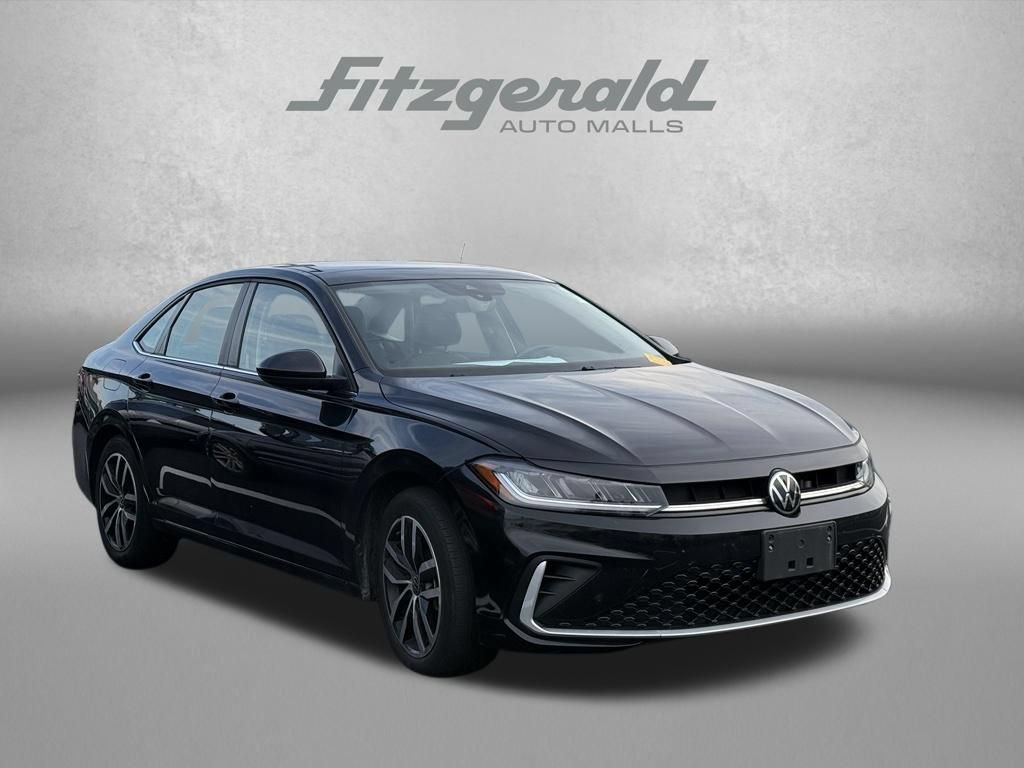Used 2025 Volkswagen Jetta SE FWD video 1