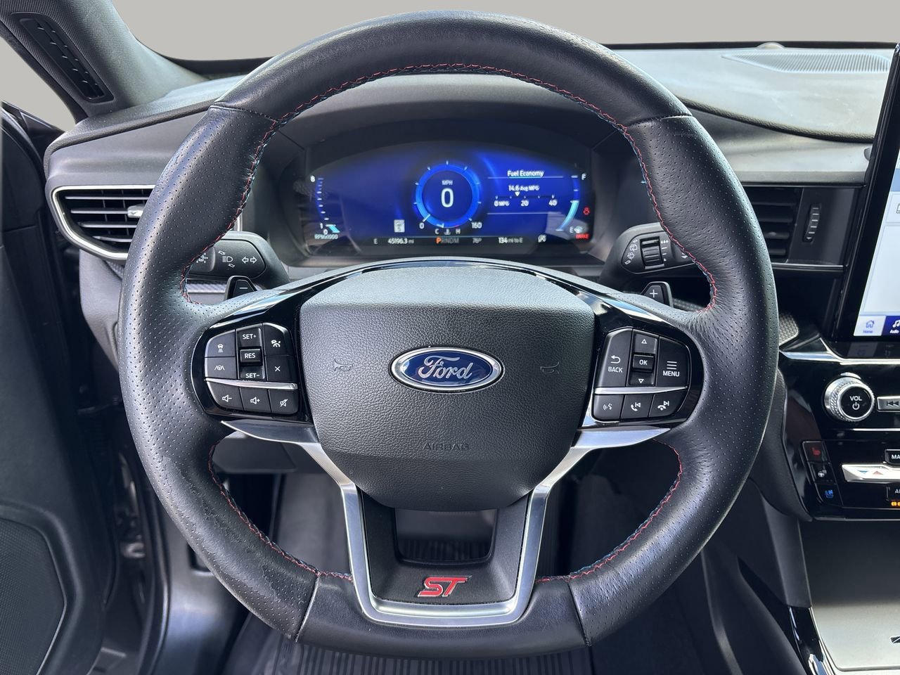 Used 2023 Ford Explorer ST w/ Equipment Group 401A image 33