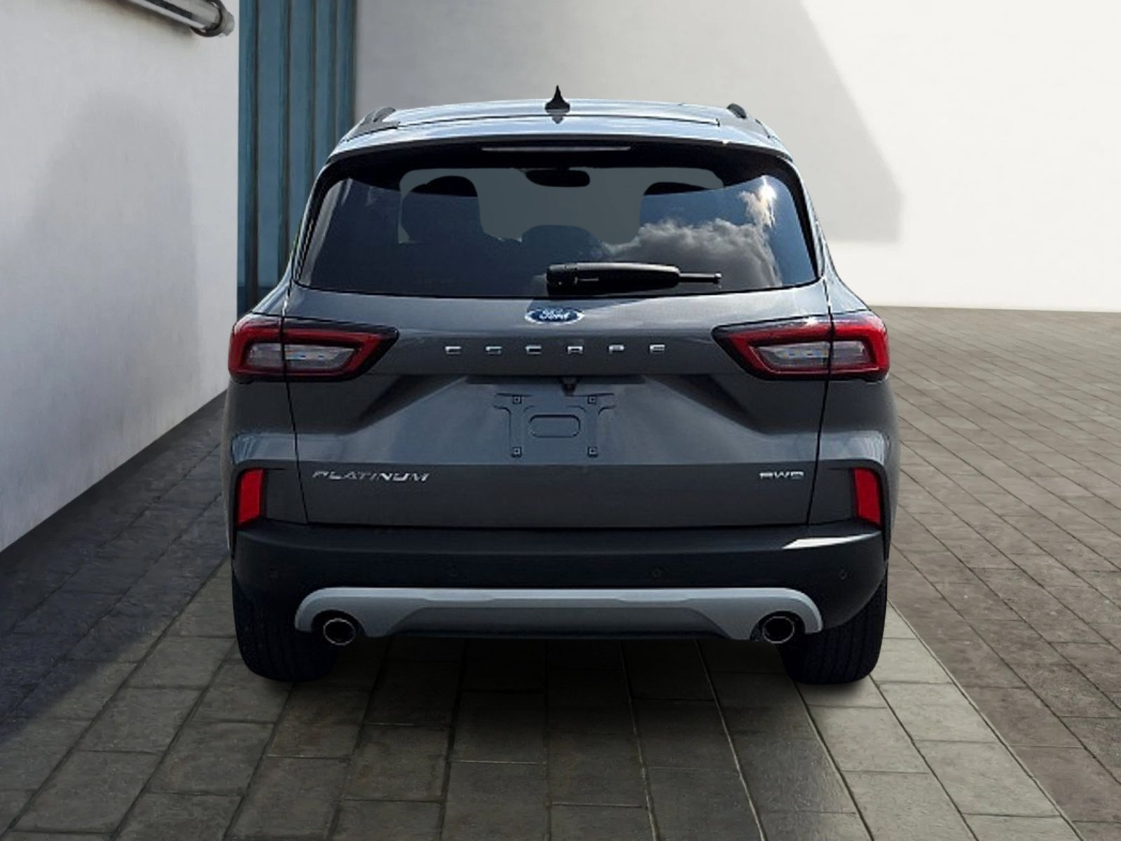 Used 2023 Ford Escape Platinum AWD/4WD image 4