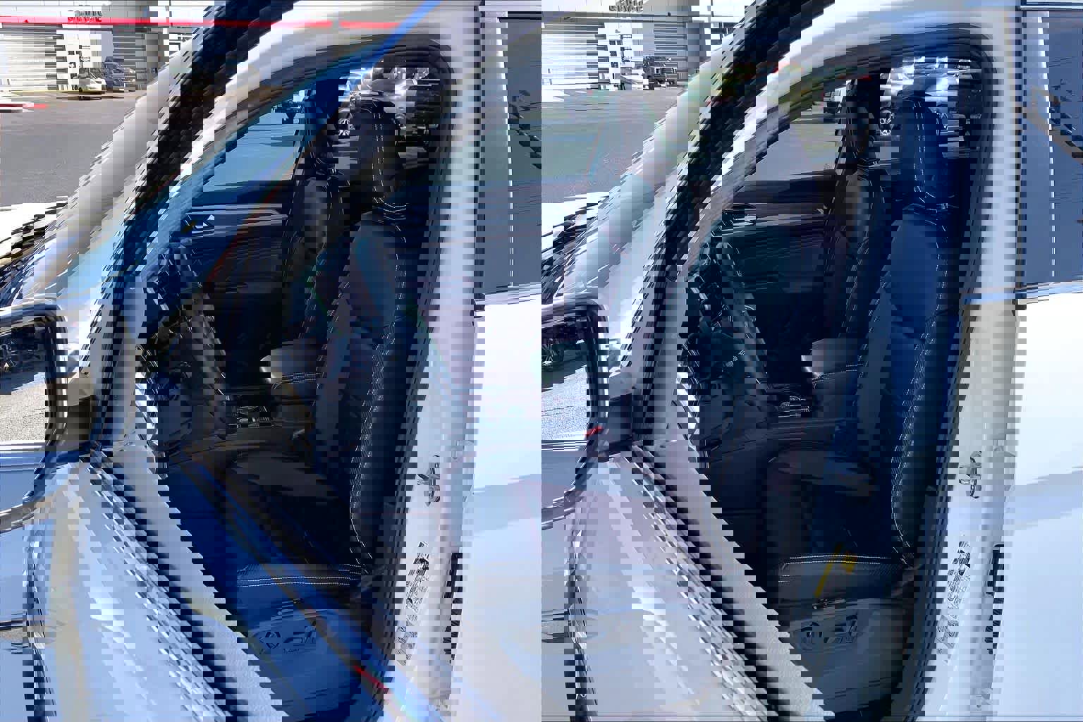 Used 2021 Volkswagen Atlas Cross Sport SEL image 8