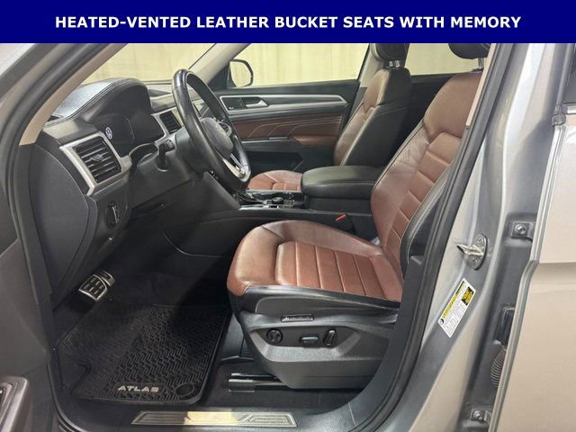 Used 2022 Volkswagen Atlas SEL Premium image 15