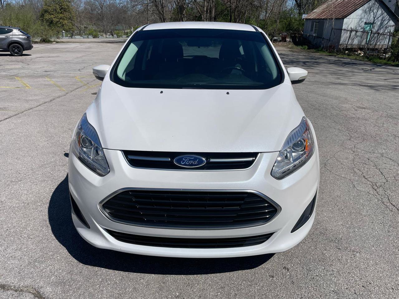 Used 2017 Ford C-MAX SE w/ Cold Weather Package image 2