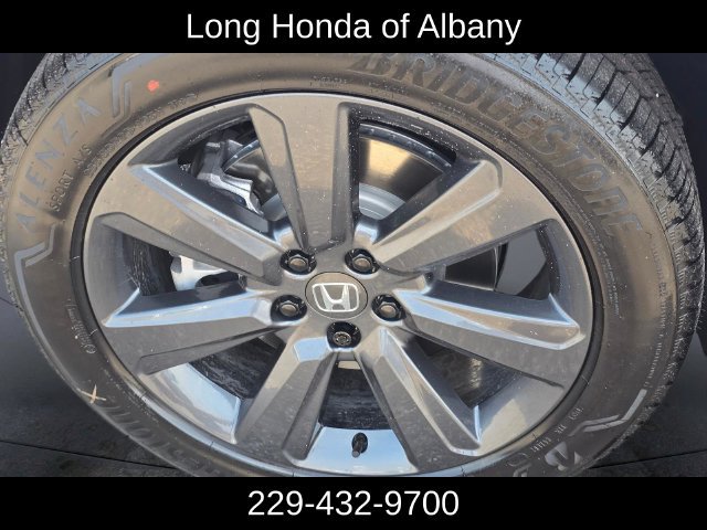 New 2026 Honda Pilot Sport image 13