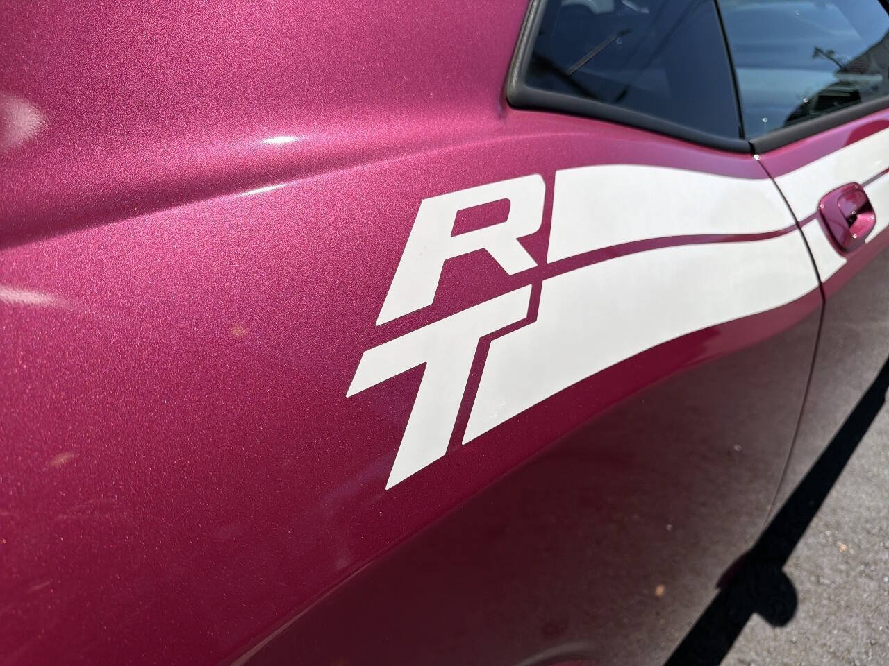 Used 2010 Dodge Challenger R/T RWD image 8