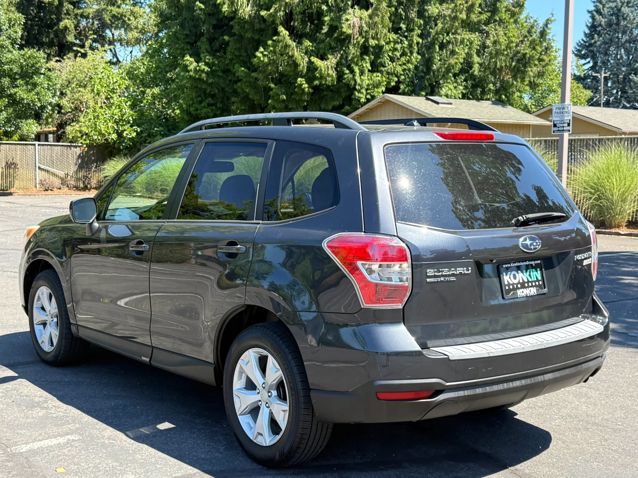 Used 2014 Subaru Forester 2.5i Premium w/ Popular Package #2 AWD/4WD image 4