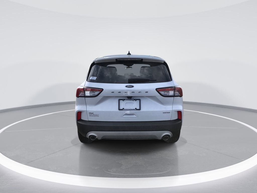 Used 2022 Ford Escape SE image 7