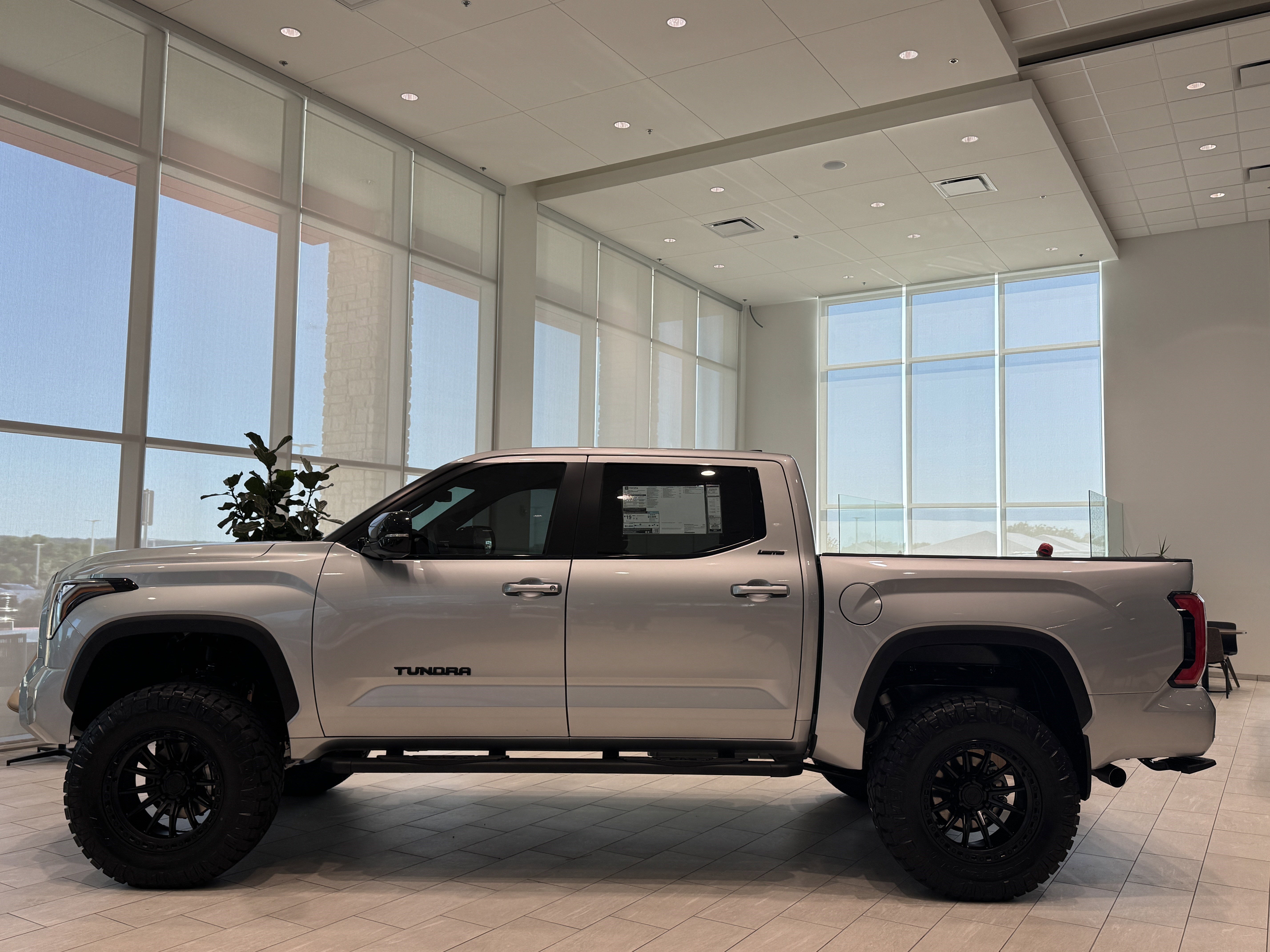 New 2026 Toyota Tundra Limited AWD/4WD image 3