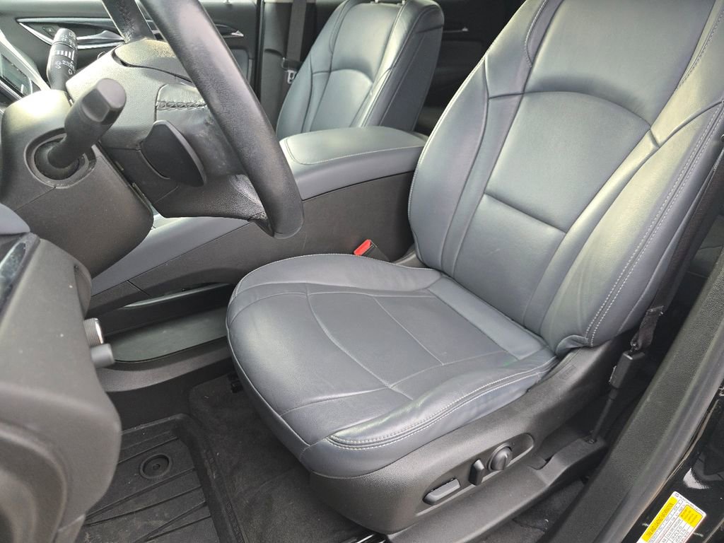 Used 2020 Buick Enclave Essence w/ Sport Touring Edition image 23