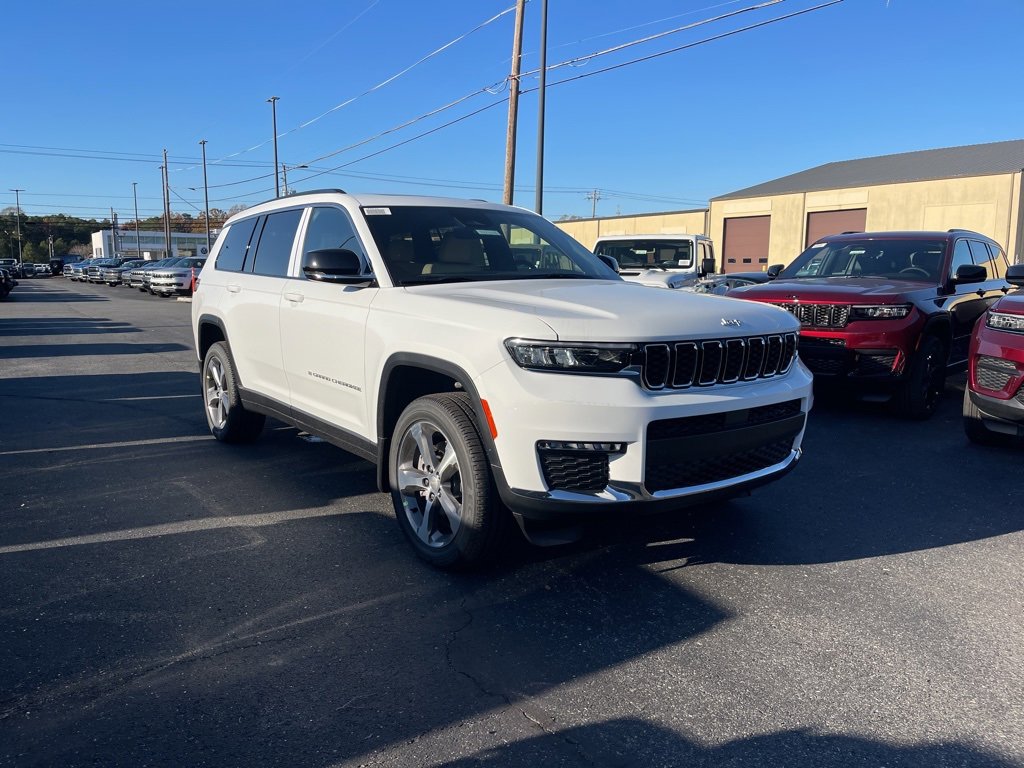 New 2025 Jeep Grand Cherokee L Limited w/ MOPAR Finishing Package image 4