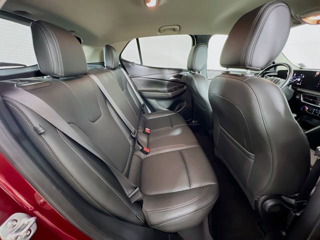 Used 2024 Buick Encore GX Sport Touring image 37