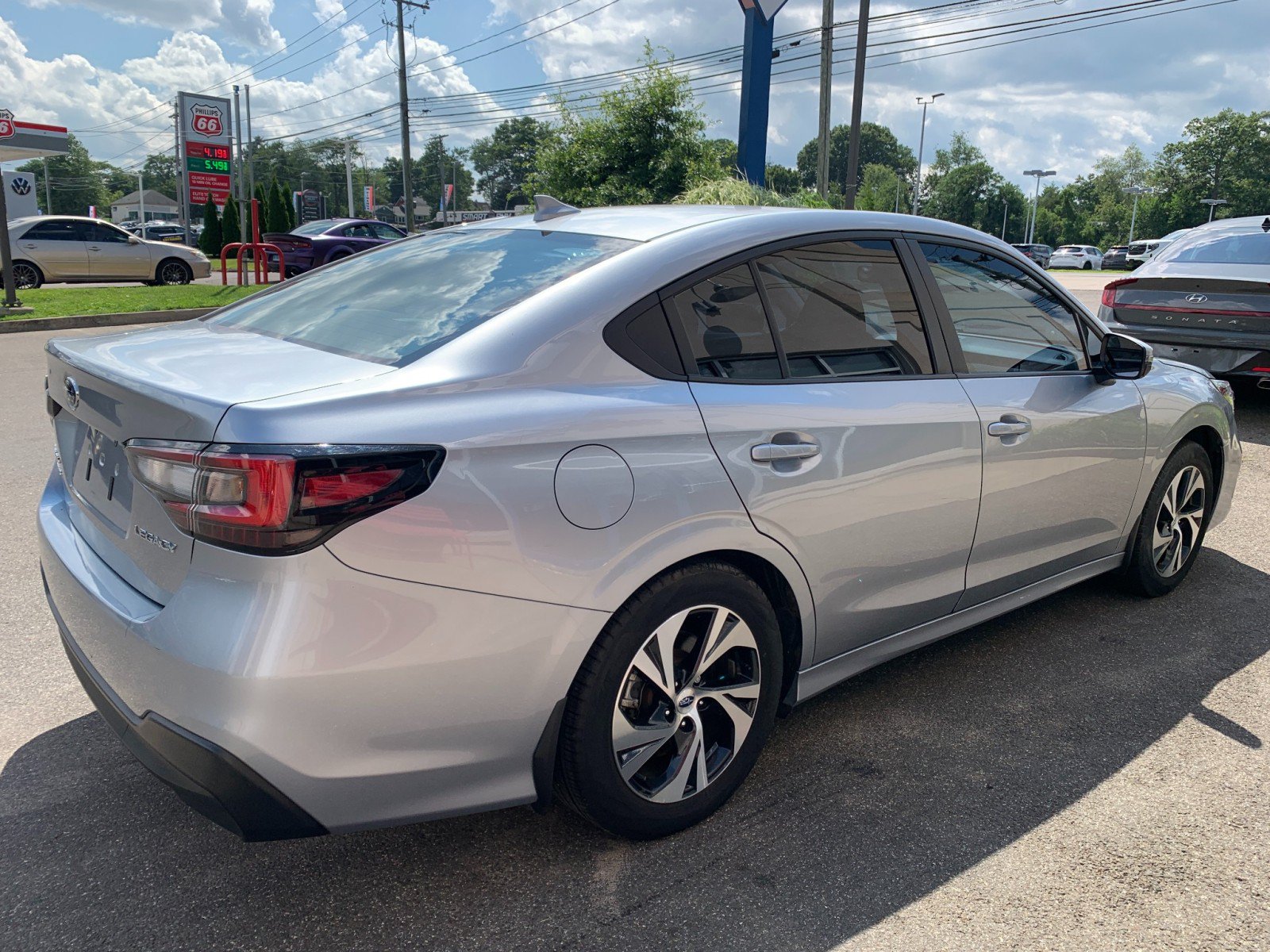 Used 2023 Subaru Legacy Premium AWD/4WD image 7