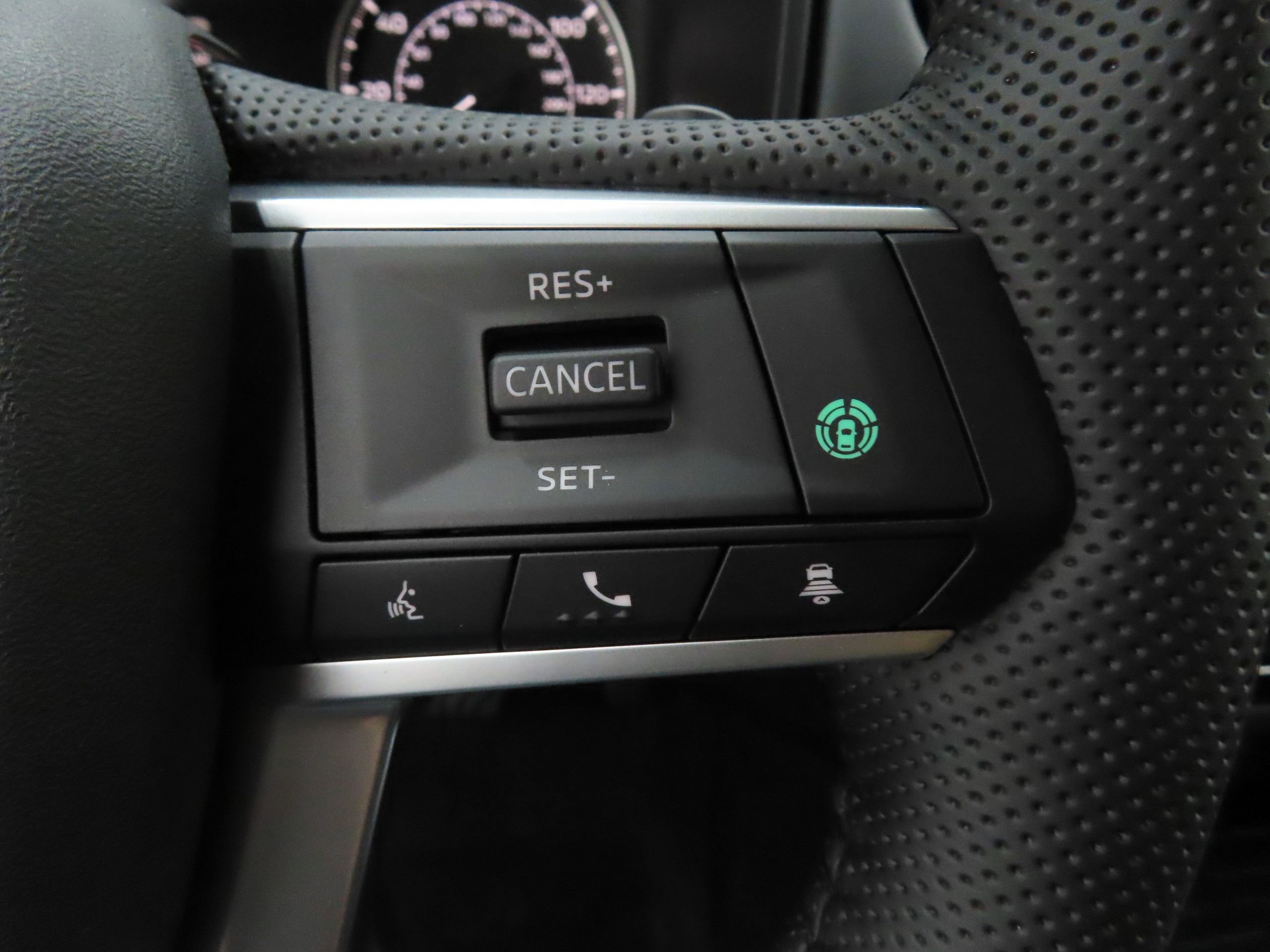 New 2026 Mitsubishi Outlander SE AWD/4WD image 12