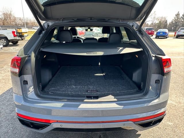 Certified 2023 Volkswagen Atlas Cross Sport SEL R-Line image 17