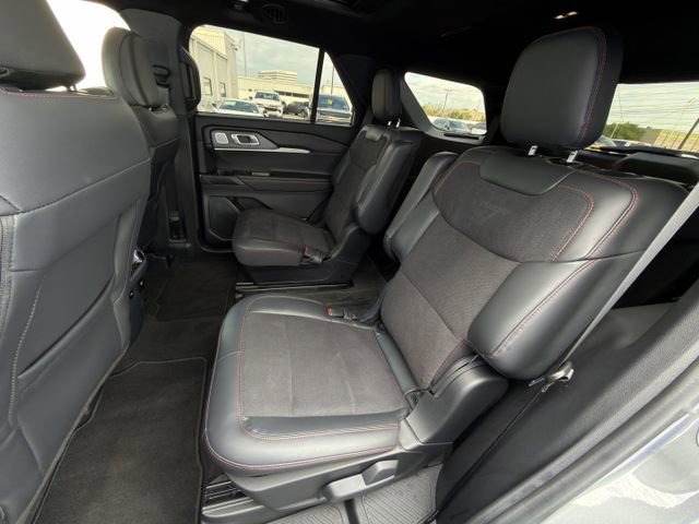 Used 2026 Ford Explorer ST w/ Sun And Sound Package image 28