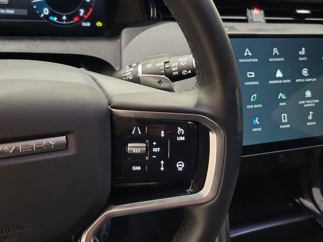 Certified 2025 Land Rover Discovery Sport Dynamic SE image 22