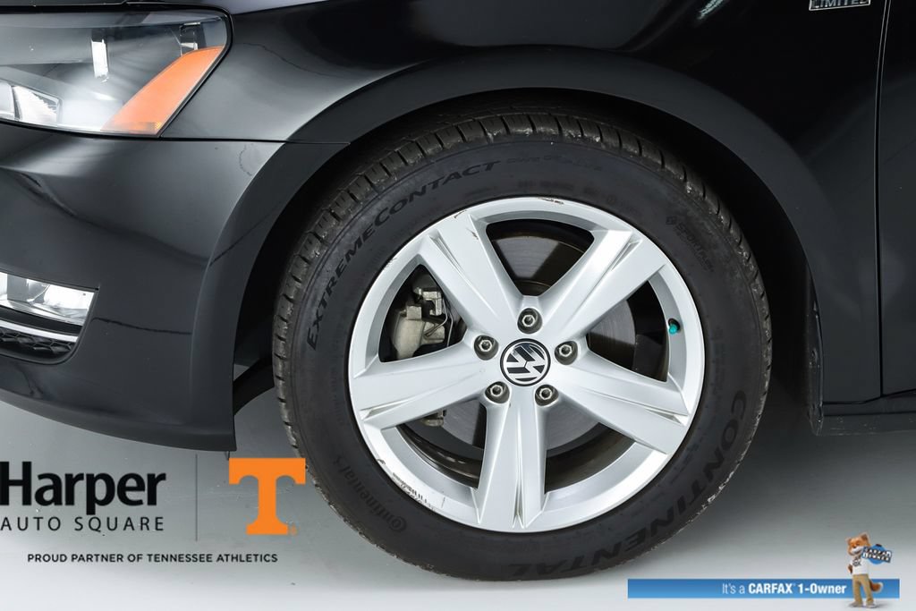 Used 2015 Volkswagen Passat 1.8T Limited Edition FWD image 5