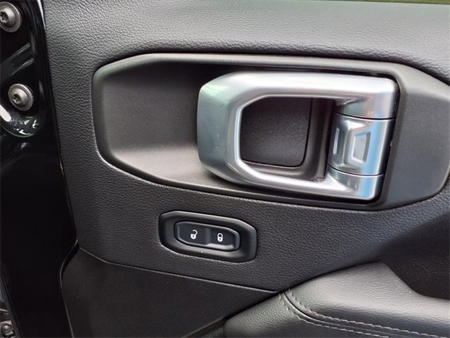 Used 2021 Jeep Wrangler Unlimited Sahara image 84