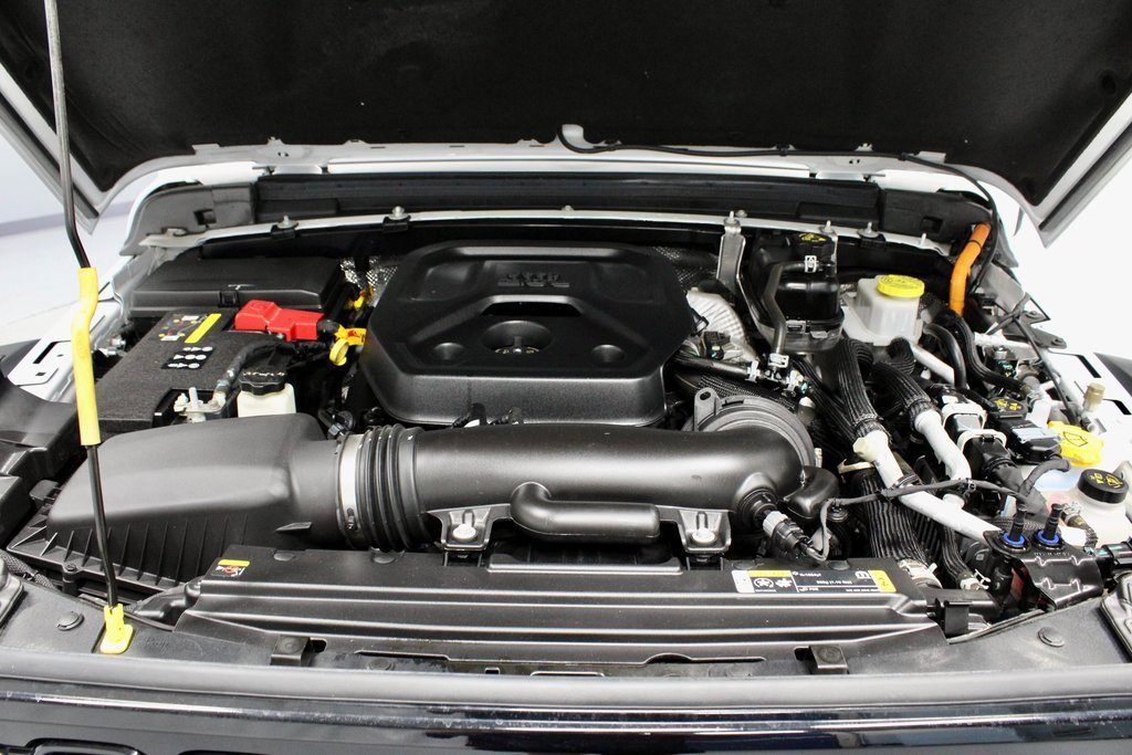 Used 2024 Jeep Wrangler Unlimited image 17