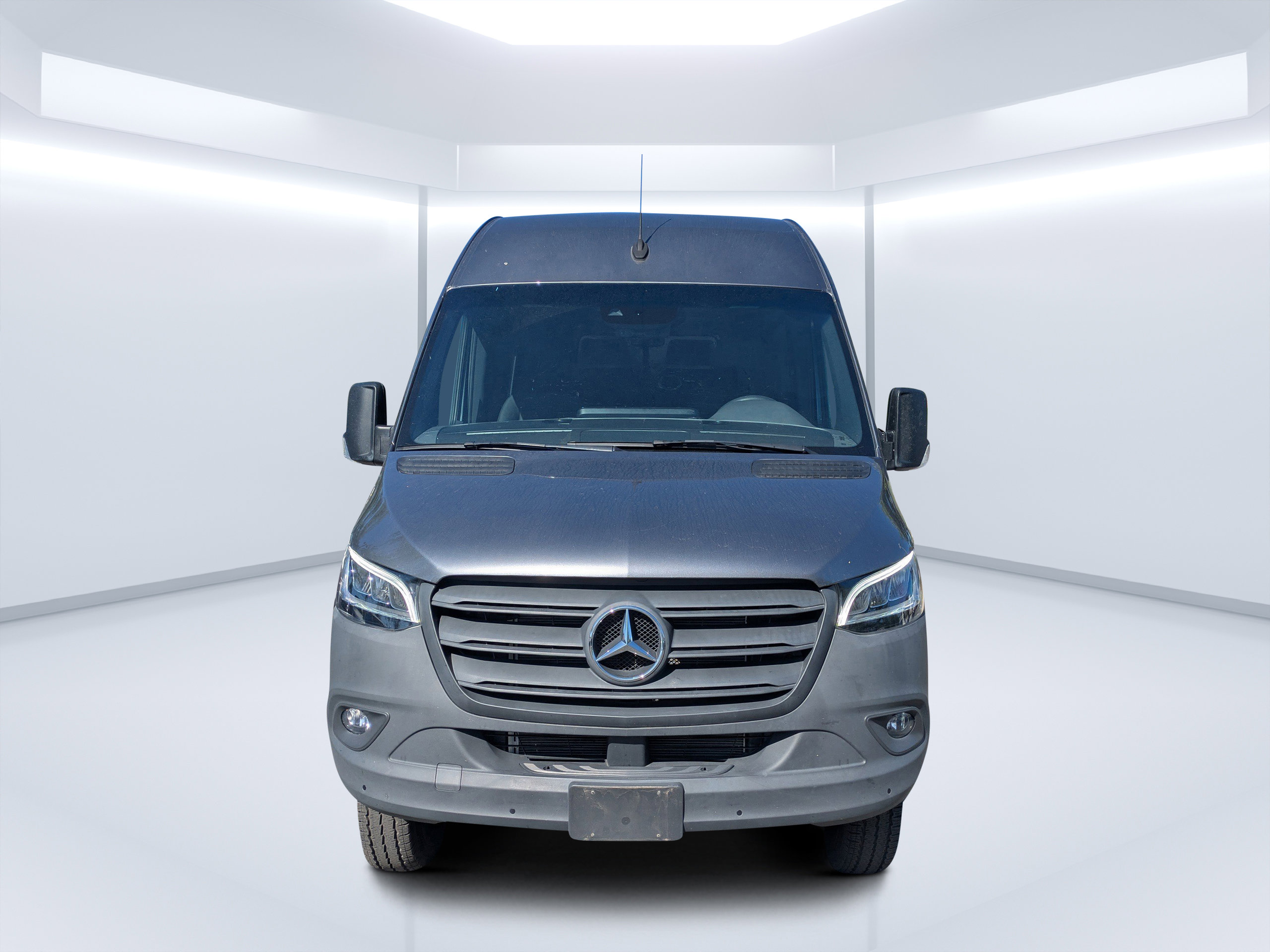 Used 2024 Mercedes-Benz Sprinter 3500 image 7