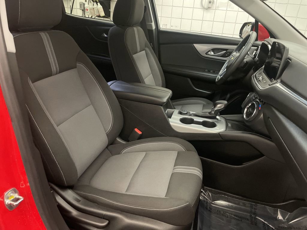 Used 2024 Chevrolet Blazer LT w/ Convenience Package FWD image 20
