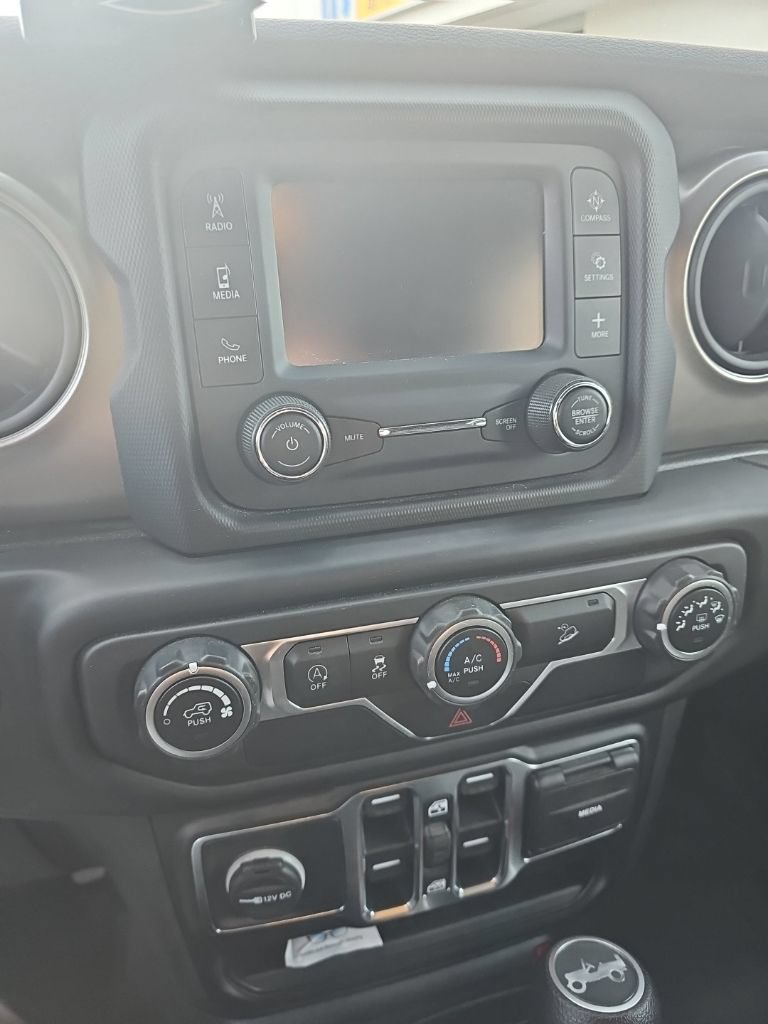 Certified 2020 Jeep Wrangler Unlimited Sport S AWD/4WD image 13