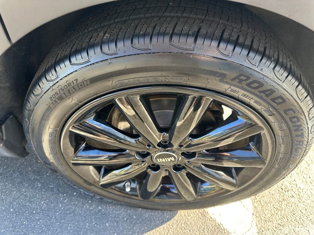 Used 2021 MINI Cooper S w/ Premium Package image 27