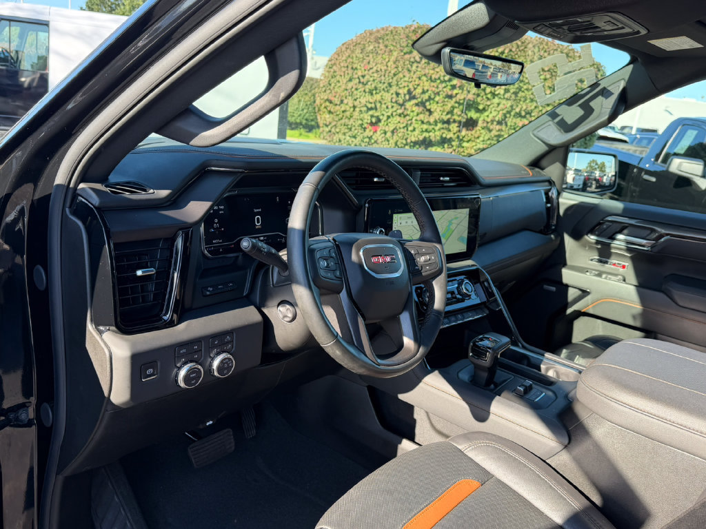 Certified 2025 GMC Sierra 1500 AT4 w/ Technology Package AWD/4WD image 26