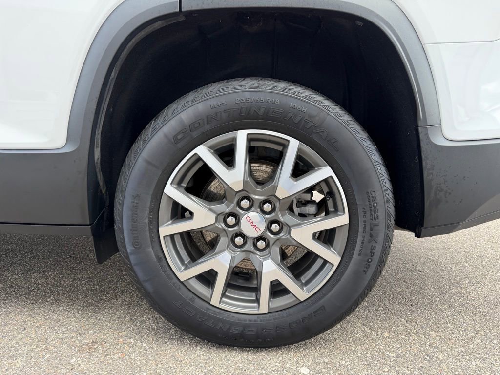 Certified 2023 GMC Acadia SLE w/ Driver Convenience Package FWD image 11