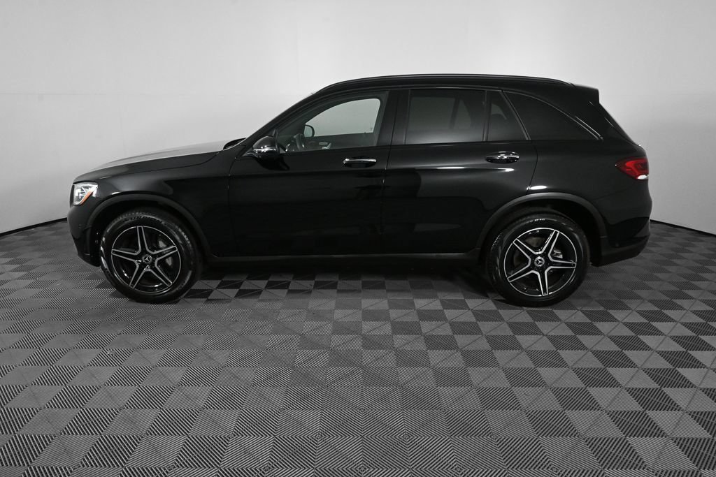 Certified 2022 Mercedes-Benz GLC 300 4MATIC image 3