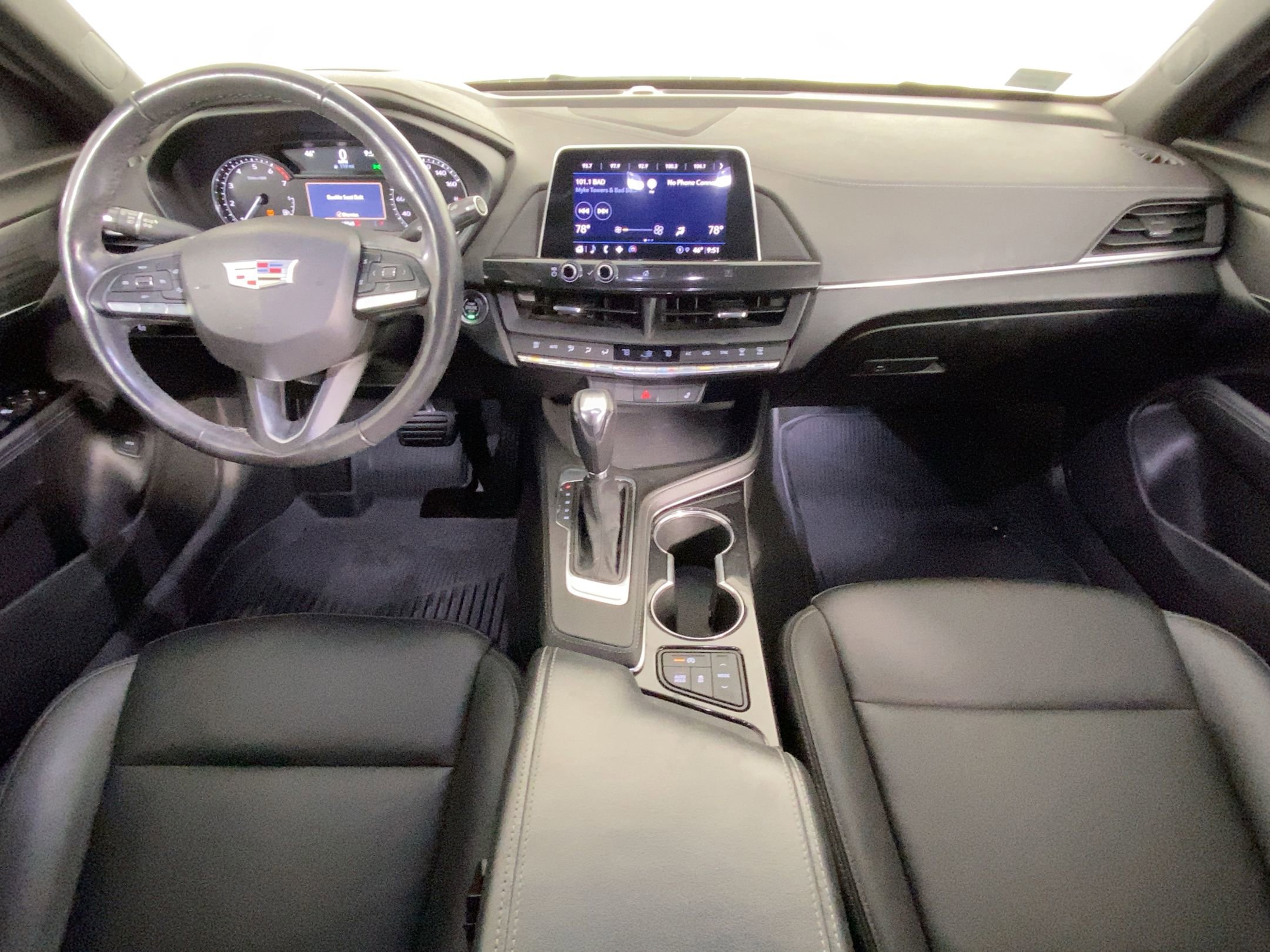 Used 2021 Cadillac CT4 Luxury w/ Cold Weather Package image 4