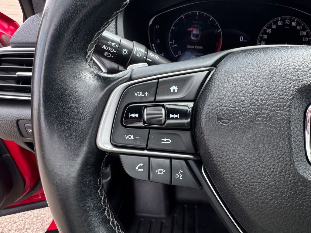 Used 2018 Honda Accord Sport image 16