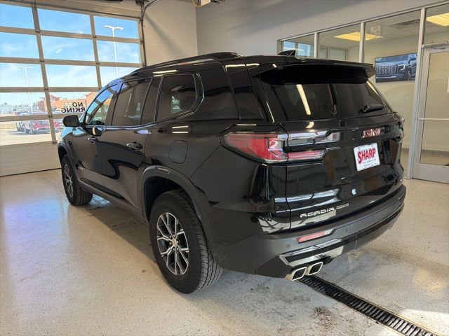 Used 2025 GMC Acadia AT4 w/ Luxury Package image 7