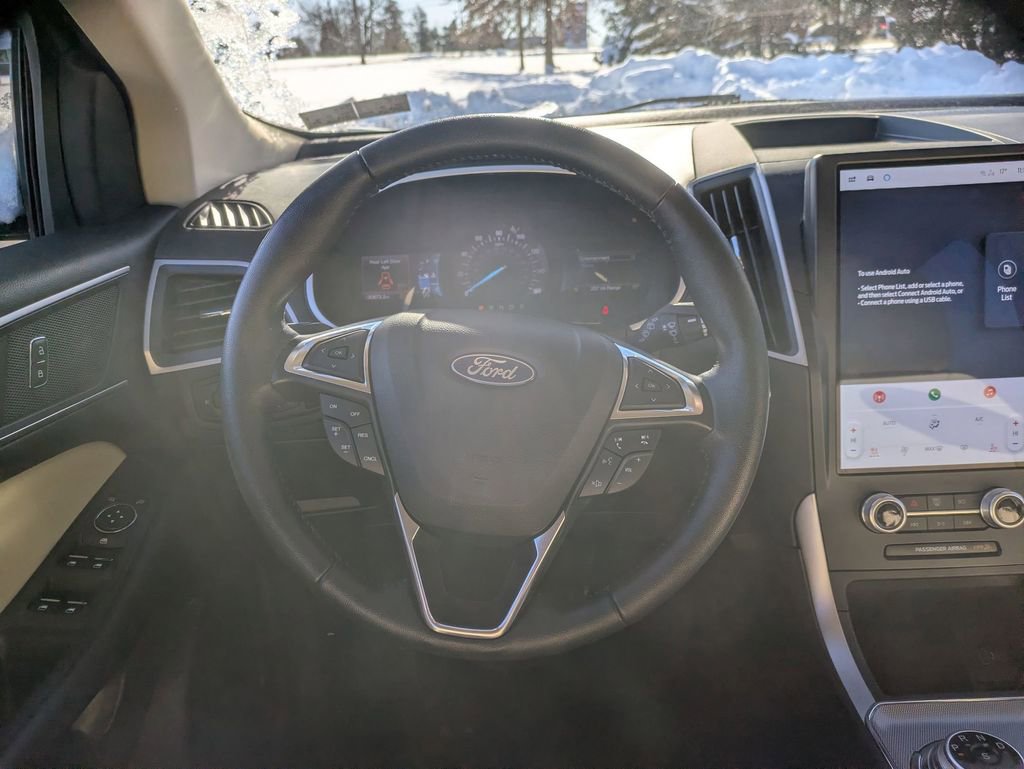 Used 2021 Ford Edge SEL w/ Convenience Package image 12