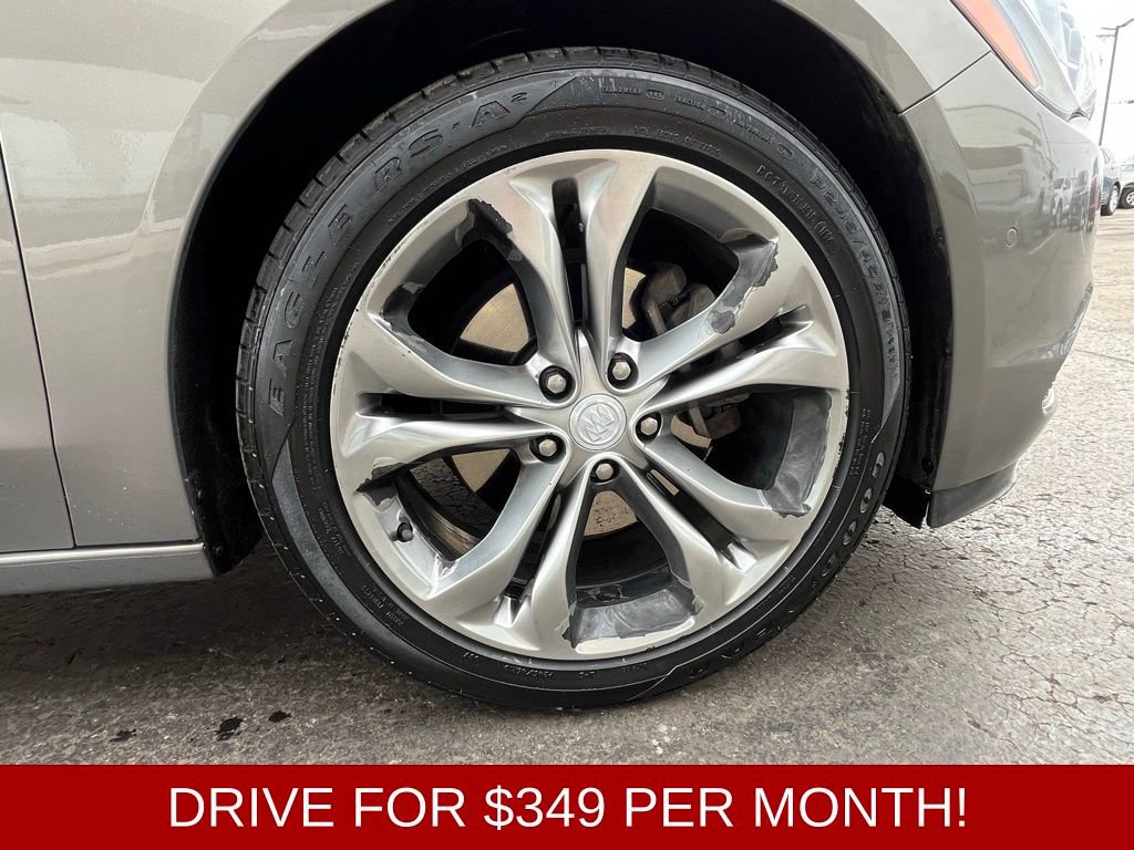 Used 2019 Buick LaCrosse Avenir w/ Driver Confidence Package II image 13