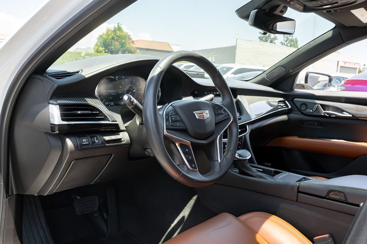 Used 2016 Cadillac CT6 Premium Luxury w/ Active Chassis Package AWD/4WD image 7
