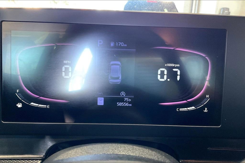 Used 2024 Kia Sportage LX image 7