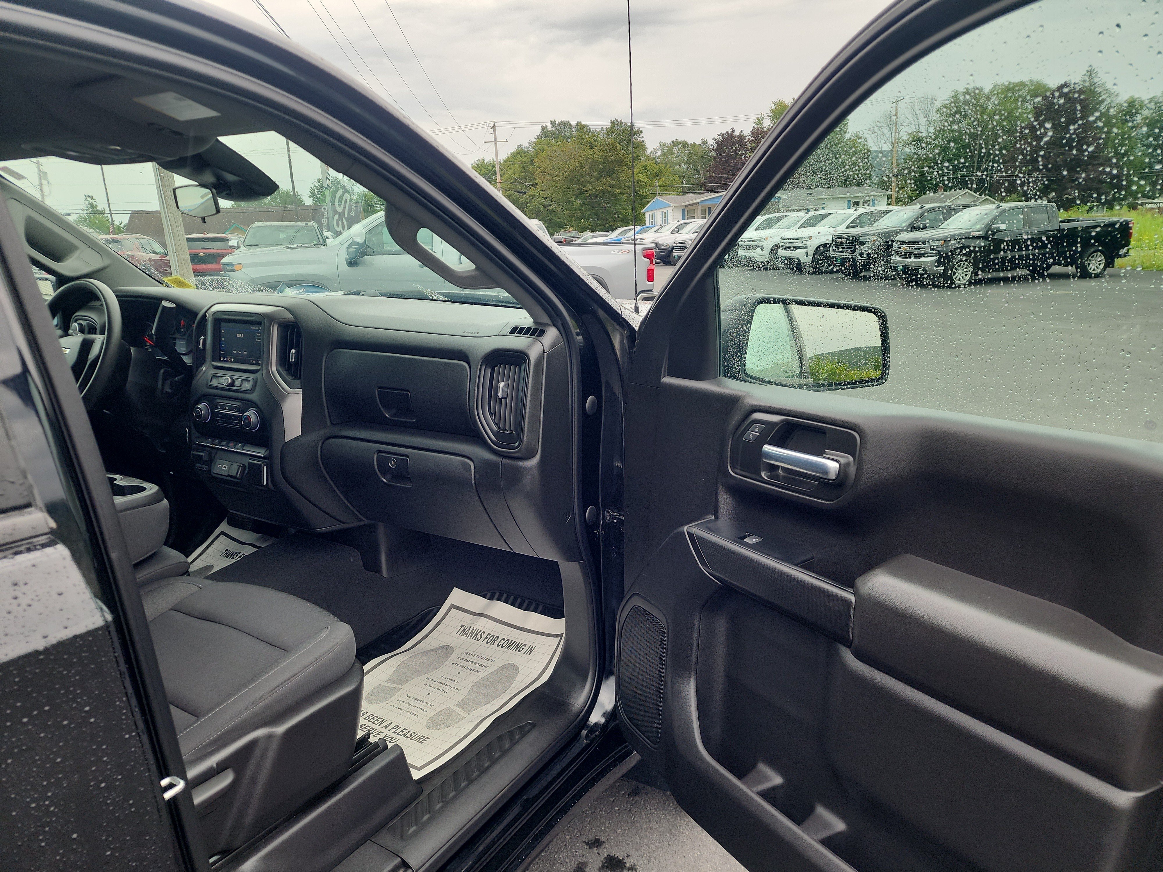 Certified 2023 Chevrolet Silverado 1500 Custom AWD/4WD image 30