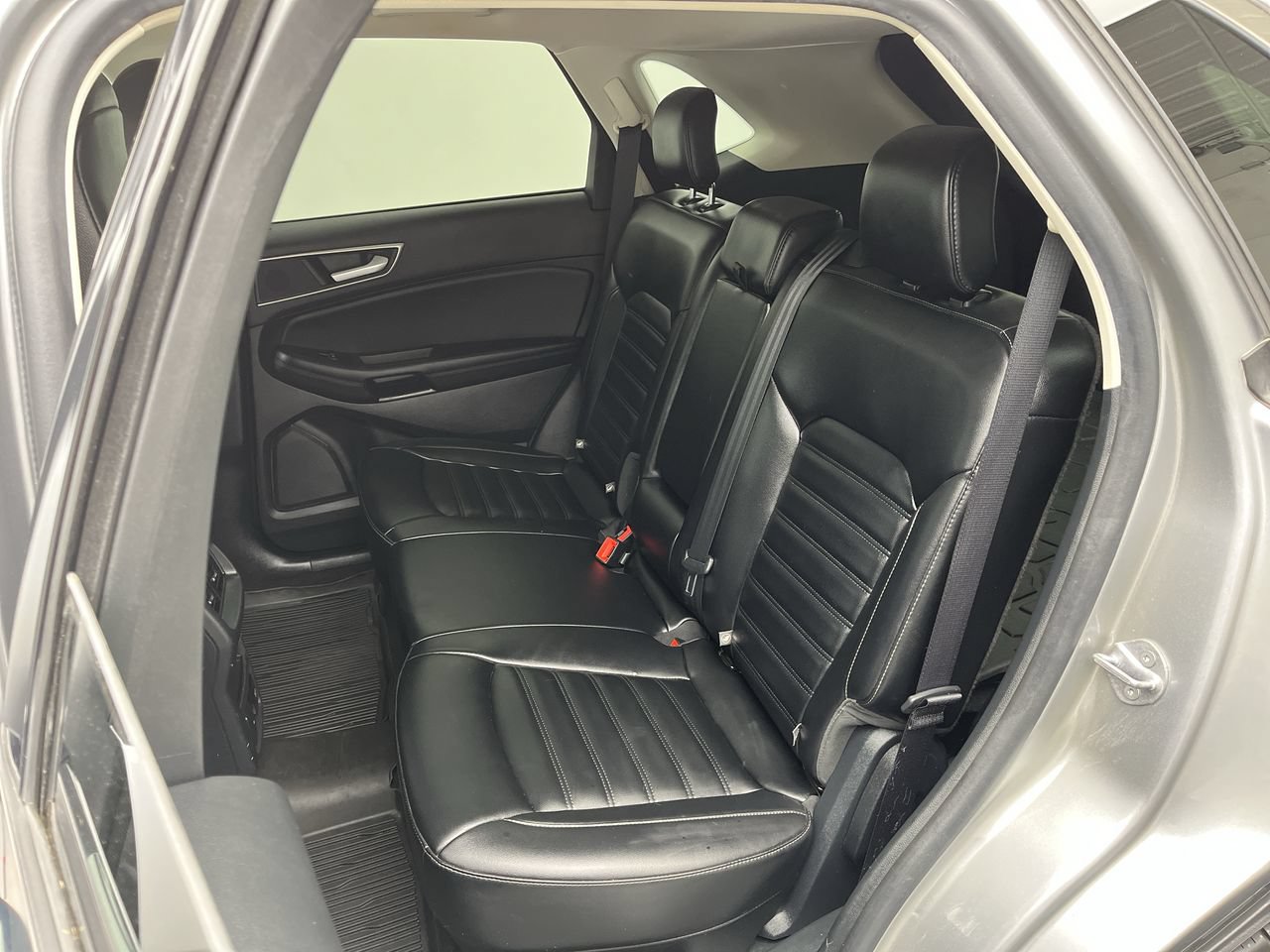 Used 2020 Ford Edge SEL w/ Convenience Package AWD/4WD image 12