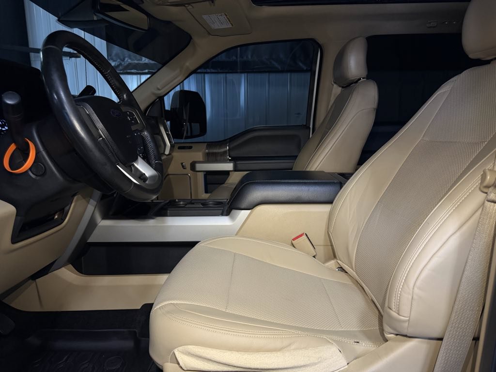 Used 2017 Ford F250 Lariat w/ Lariat Ultimate Package AWD/4WD image 42