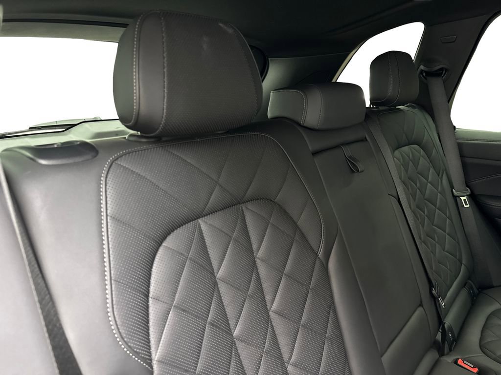 Used 2025 BMW X5 sDrive40i image 41