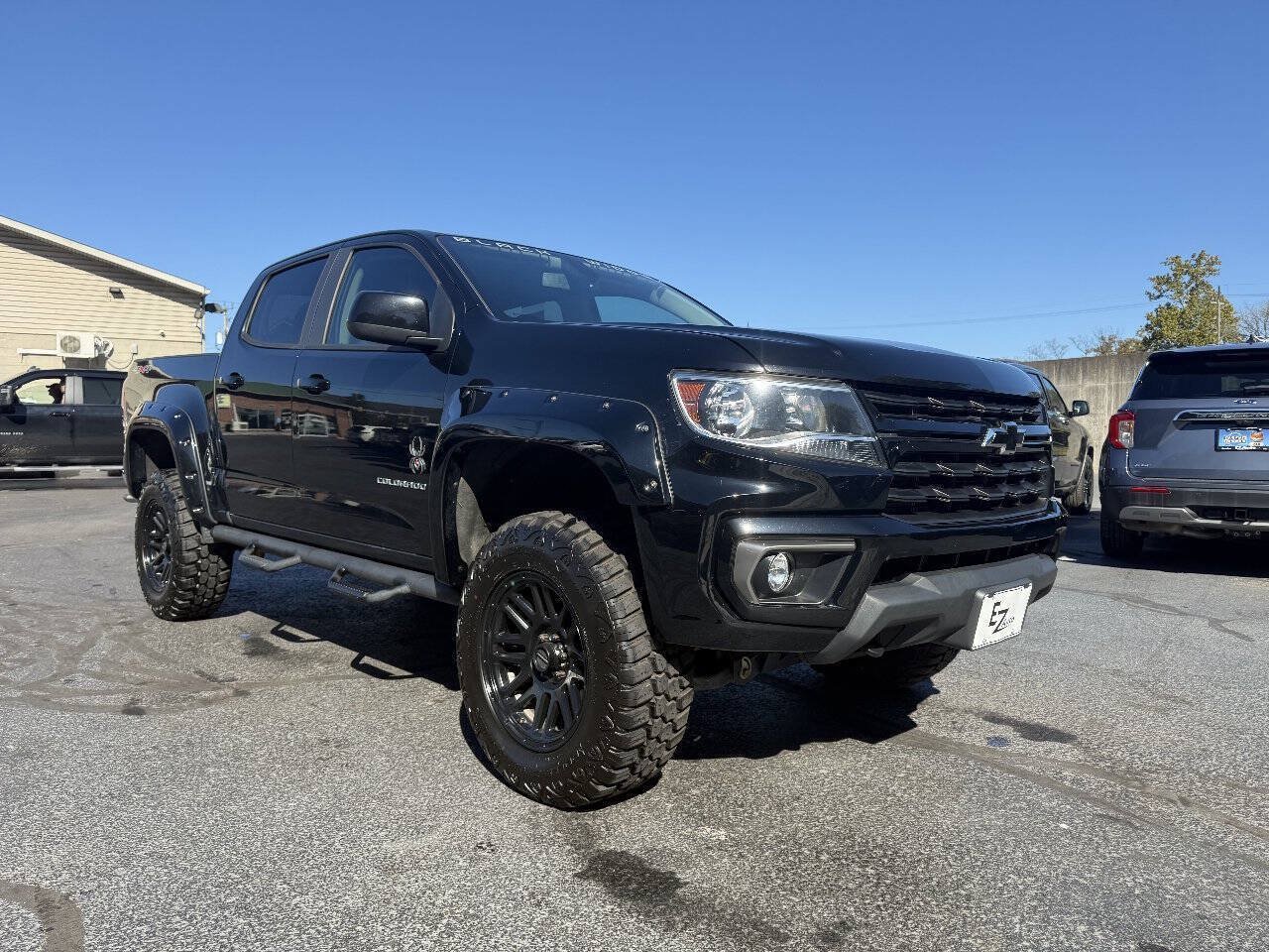 Used 2022 Chevrolet Colorado LT w/ LT Convenience Package AWD/4WD image 2