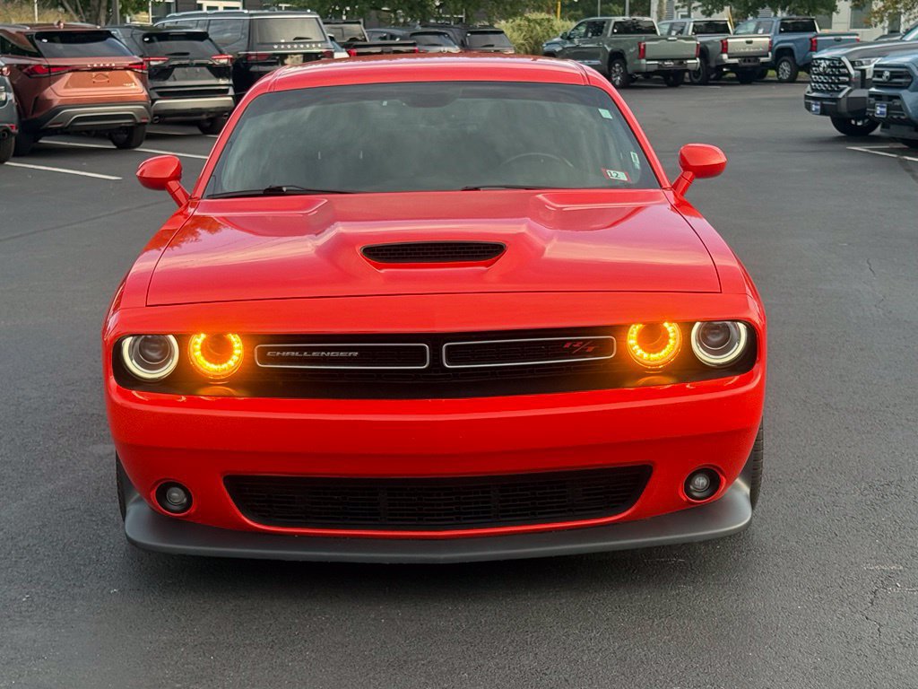 Used 2020 Dodge Challenger R/T w/ Driver Convenience Group RWD image 12