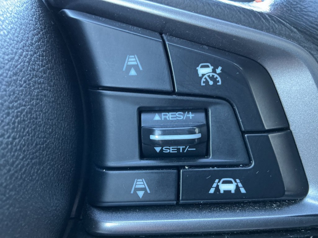 Used 2019 Subaru Crosstrek 2.0i Limited w/ Moonroof Package w/Navigation AWD/4WD image 27