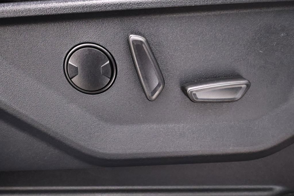 New 2026 Ford F250 Lariat AWD/4WD image 18