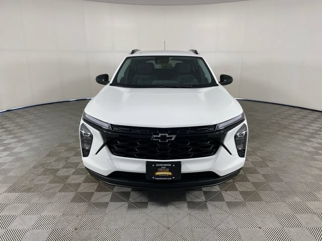 New 2026 Chevrolet Trax LT w/ Driver Confidence Package FWD image 23